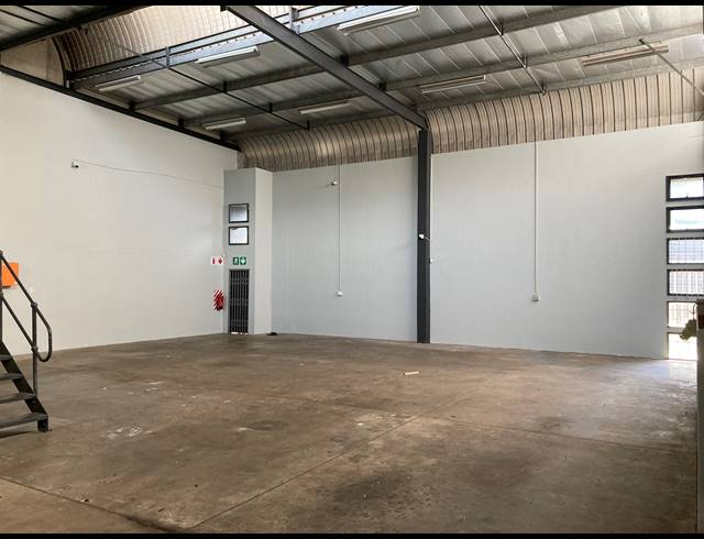261M² FACTORY TO LET IN PINETOWN NORTH INDUSTRIA